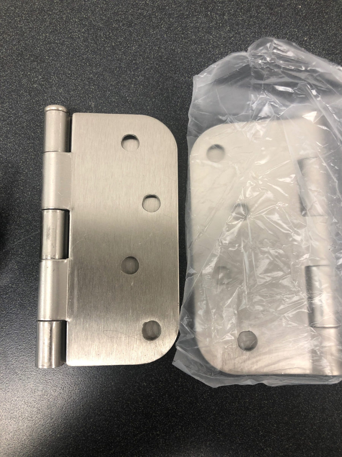 Deltana S44R515 4" x 4" Plain Bearing 5/8" Radius Corners Mortise Hinge - Pair - Satin Nickel