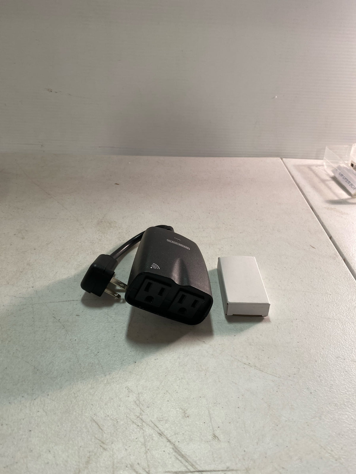 BLACK+DECKER Wireless Outdoor Outlet with Remote, 2 Grounded Outlets - Remote Light Switches