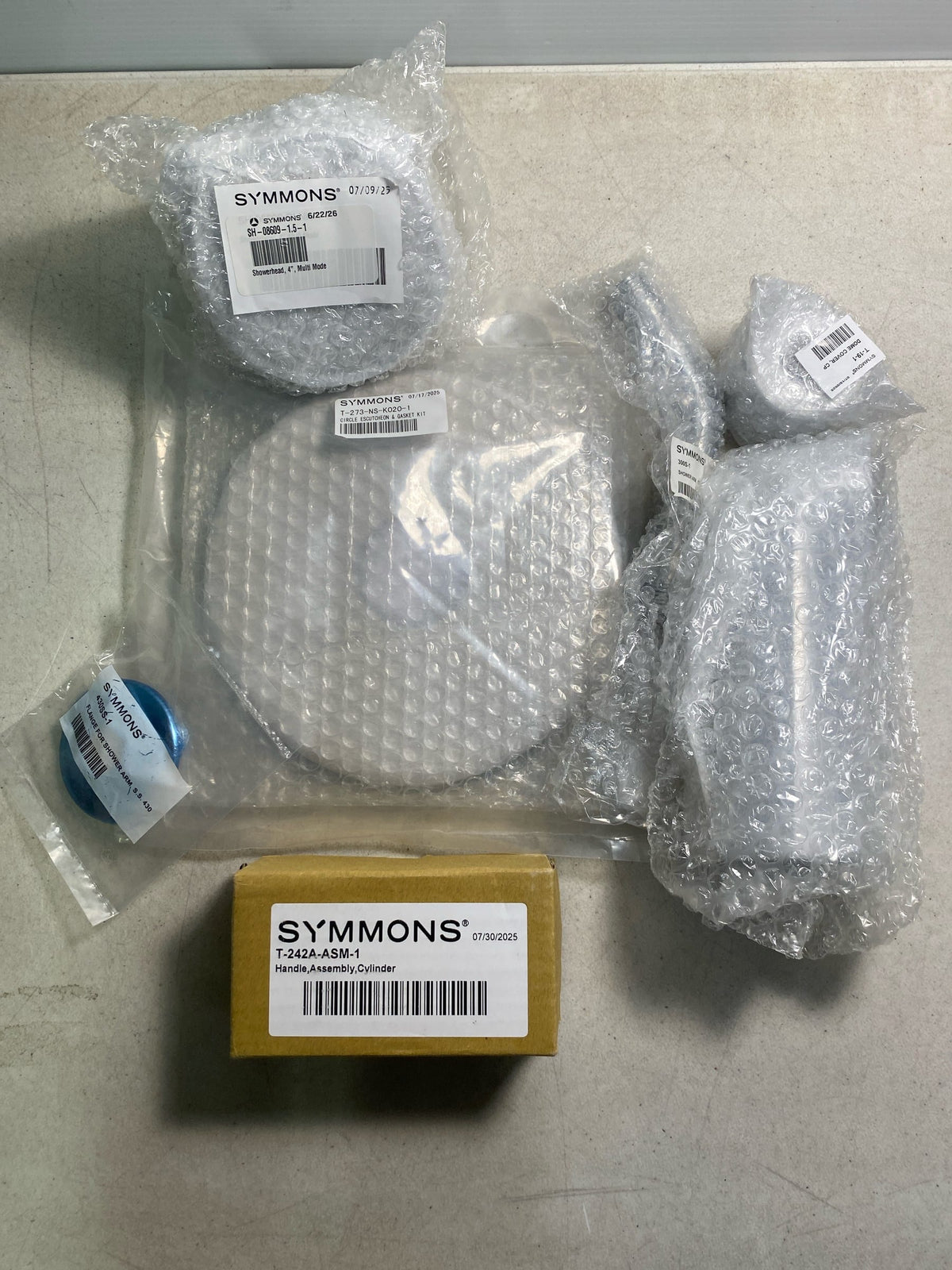 Symmons 3592B15TRM Dia HydroMersion Tub and Shower Trim Package with 1.5 GPM Multi Function Shower Head - Polished Chrome
