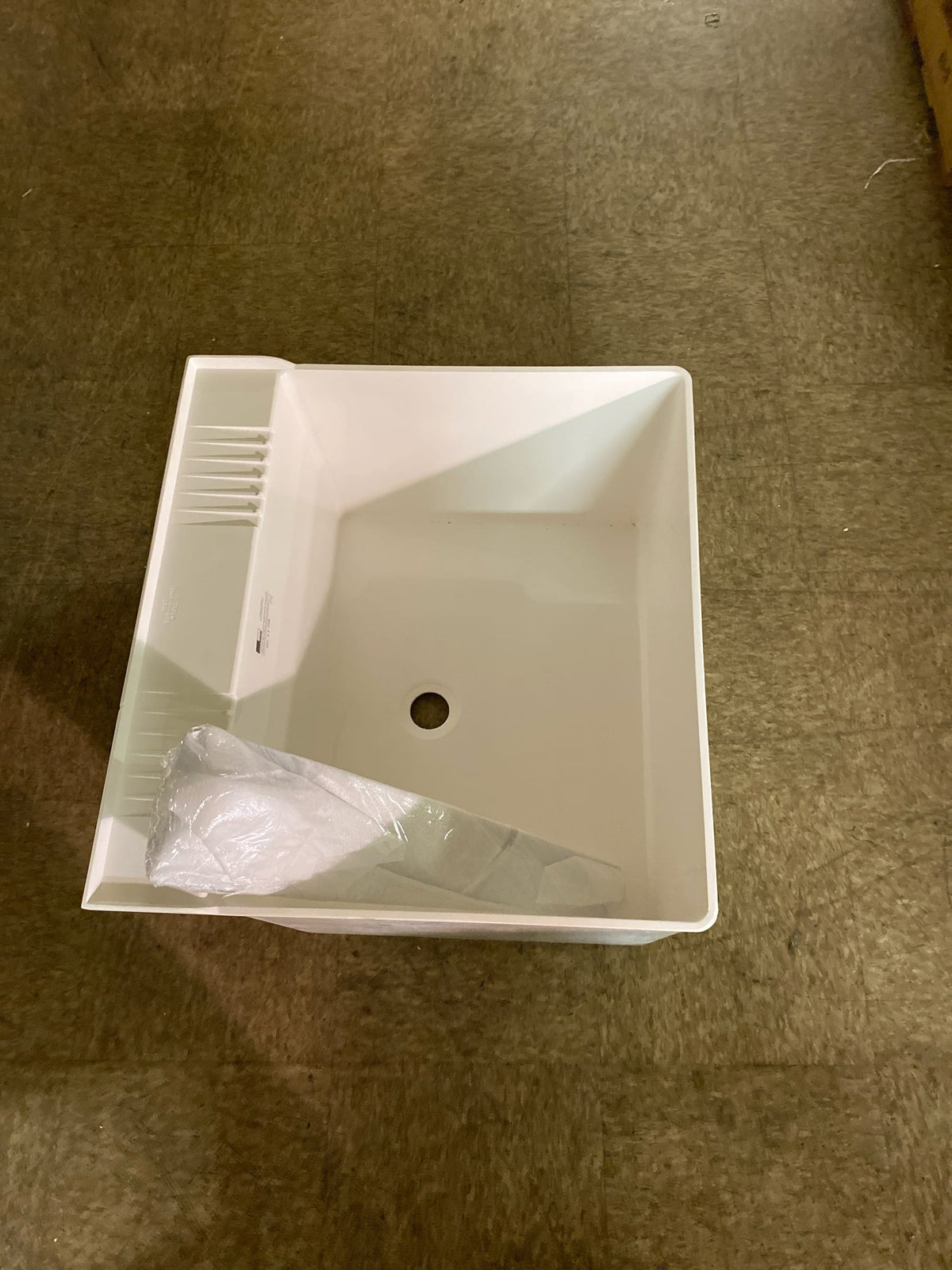PROFLO PFLT2123 23" Single-Basin Free Standing Laundry Sink - White
