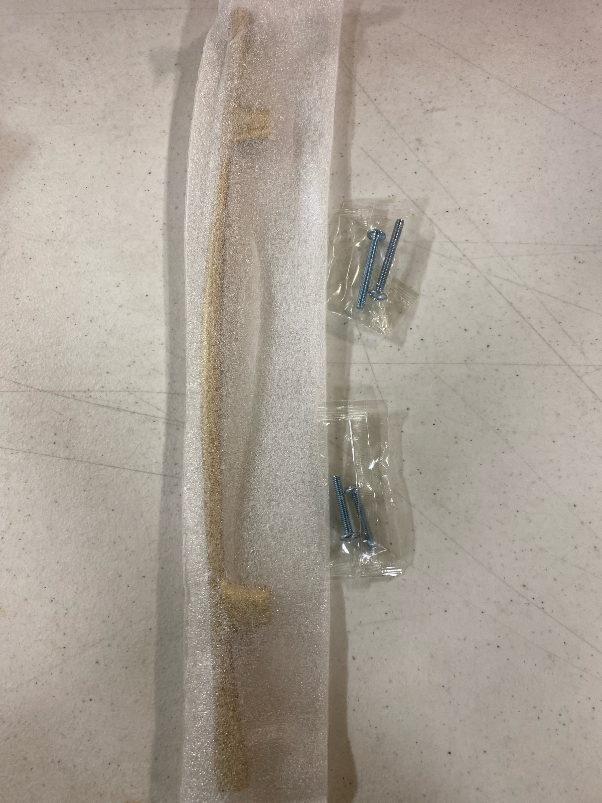 Belwith Keeler B075320-BGB Olivet 8-13/16" Center to Center Organic Curved Cabinet Bar Handle / Drawer Bar Pull - Brushed Golden Brass