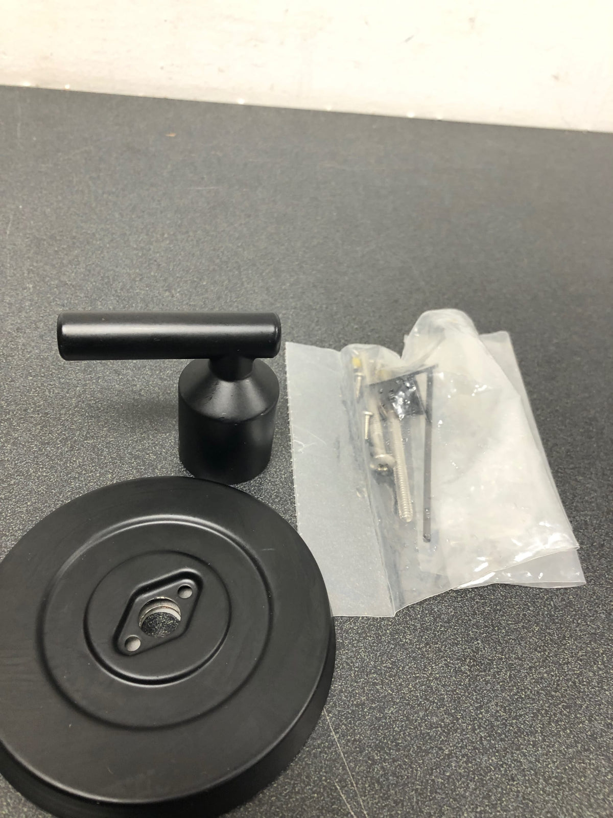 Moen UT2921BL Gibson Single Handle 2, 3 or 6 Function M-CORE Diverter Valve Trim - Less Rough-In Valve - For 2 or 3 Devices - Matte Black