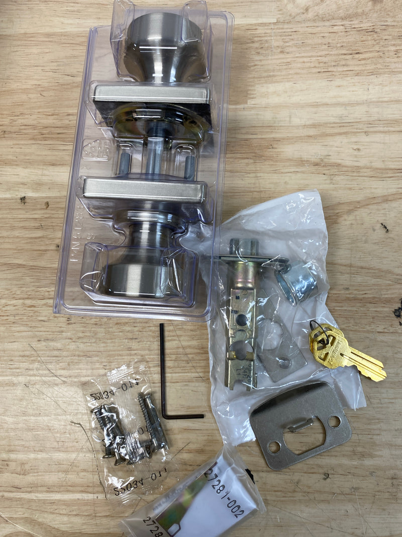 Kwikset 740PSKSQT-15S Pismo Single Cylinder Keyed Entry Door Knob Set with Square Rose and SmartKey - Satin Nickel