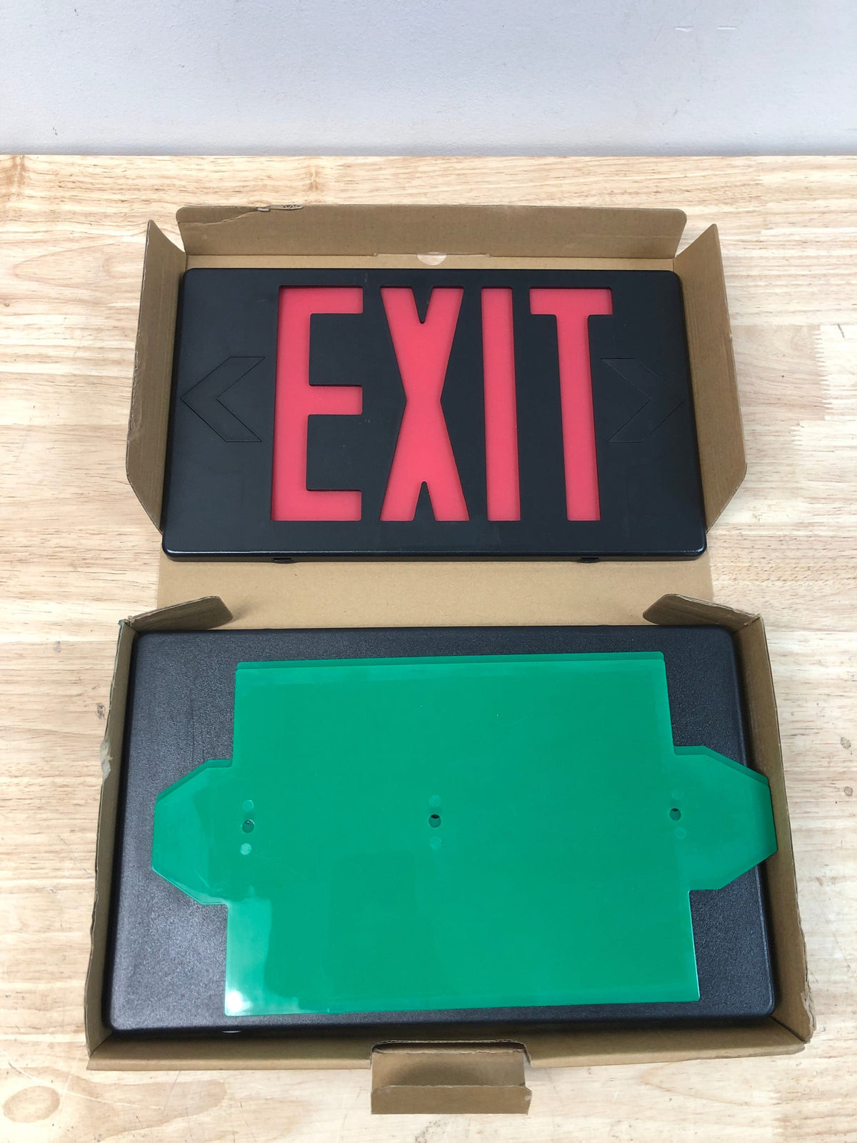 Commercial electric EXBLEDRG120277 14-Watt Equivalent 120-Volt to 277-Volt Integrated LED Black Exit Sign with Ni-Cad 4.8-Volt