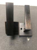 Kwikset 720SALSQT-11P Singapore Passage Door Lever Set with Square Rose - Venetian Bronze