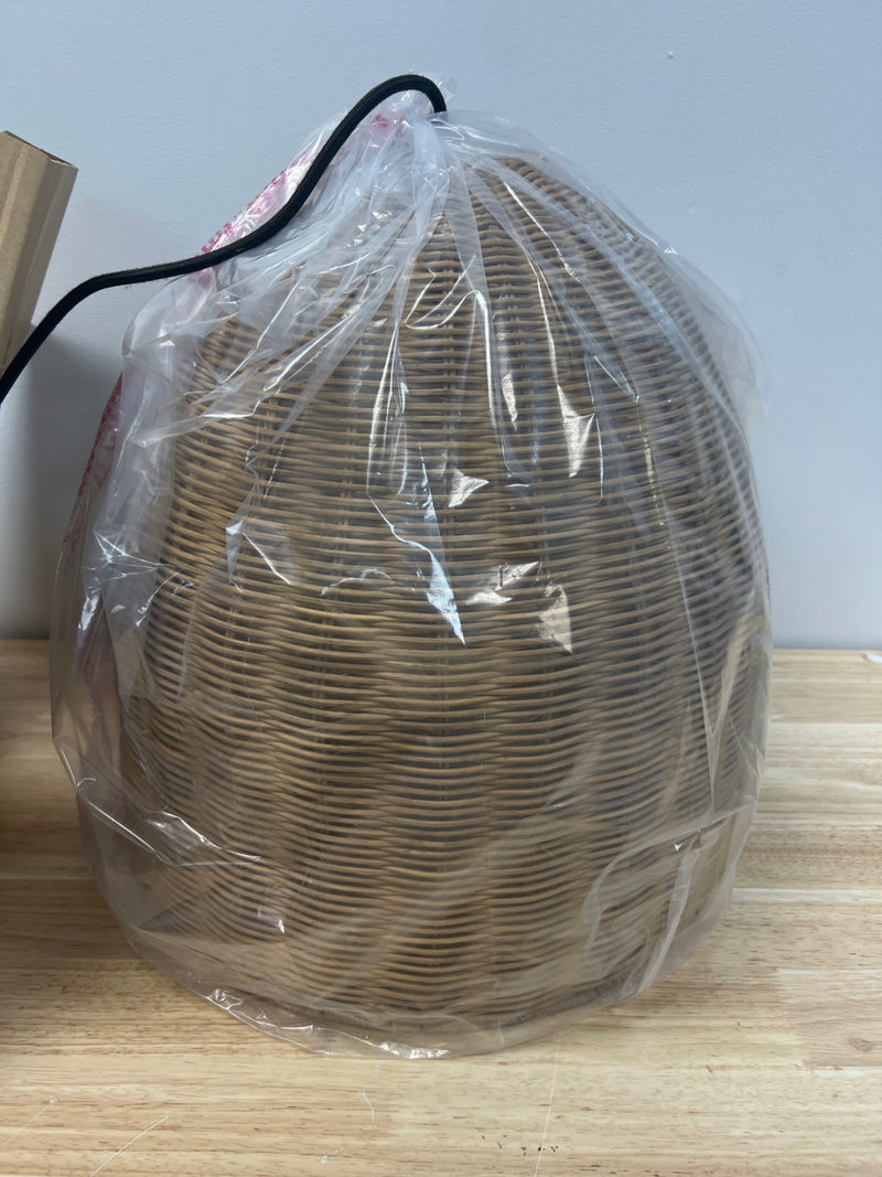 Hampton bay HD5887A3 Highler 1-Light Matte Black Island Pendant with Natural Rattan Shade