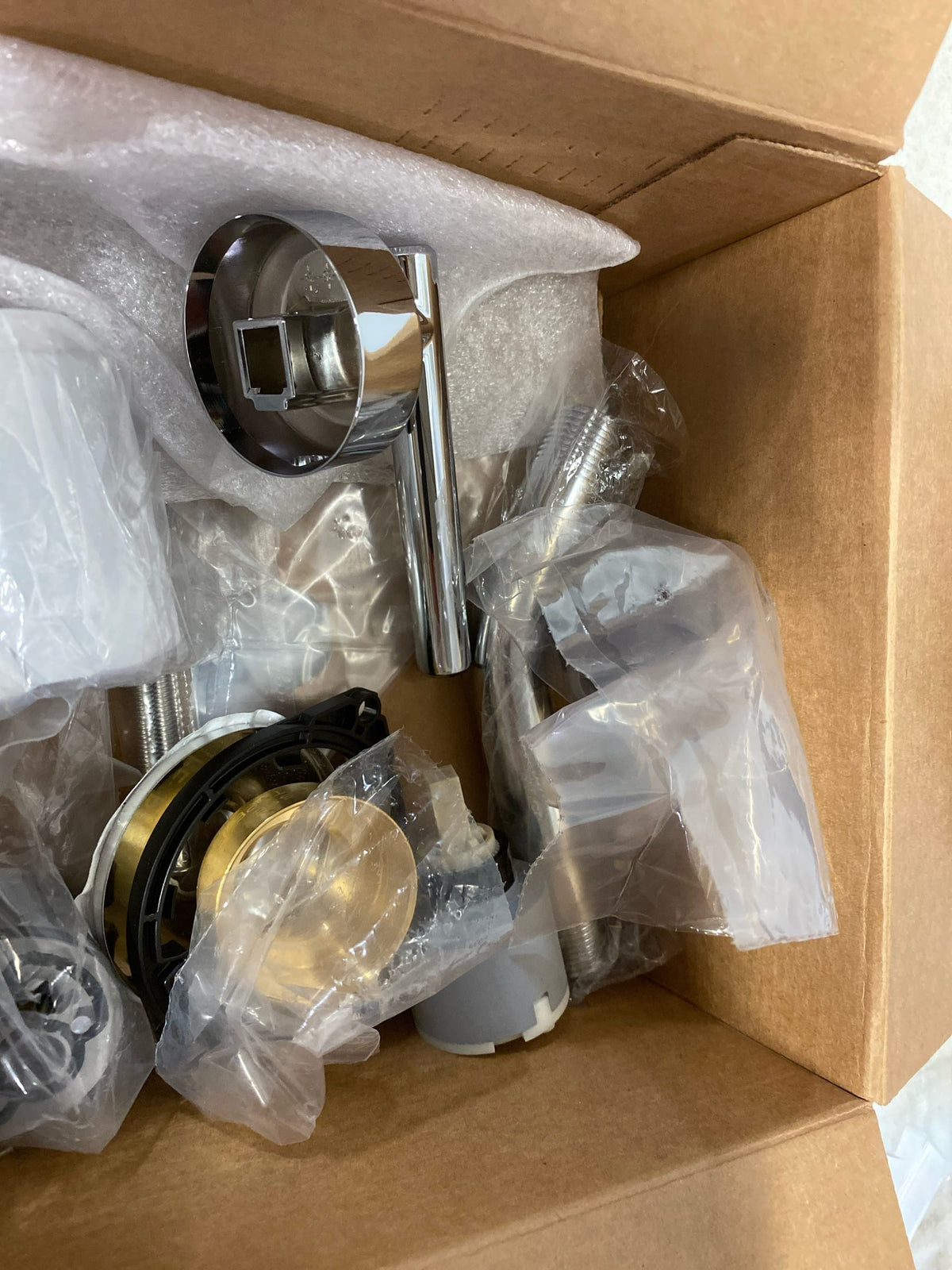 Moen UT2902NH Gibson M-CORE 2-Series 1-Handle Shower Trim Kit, Valve Required, Chrome