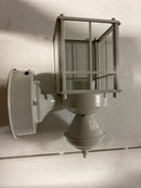 Heath zenith HZ-4132-MW Bayside Matte White Farmhouse 150-Degree Motion Sensor Outdoor 1-Light Wall Sconce