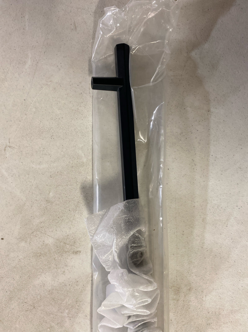 Amerock Caliber 18 inch (457mm) Center-to-Center Matte Black Appliance Pull, BP36961FB