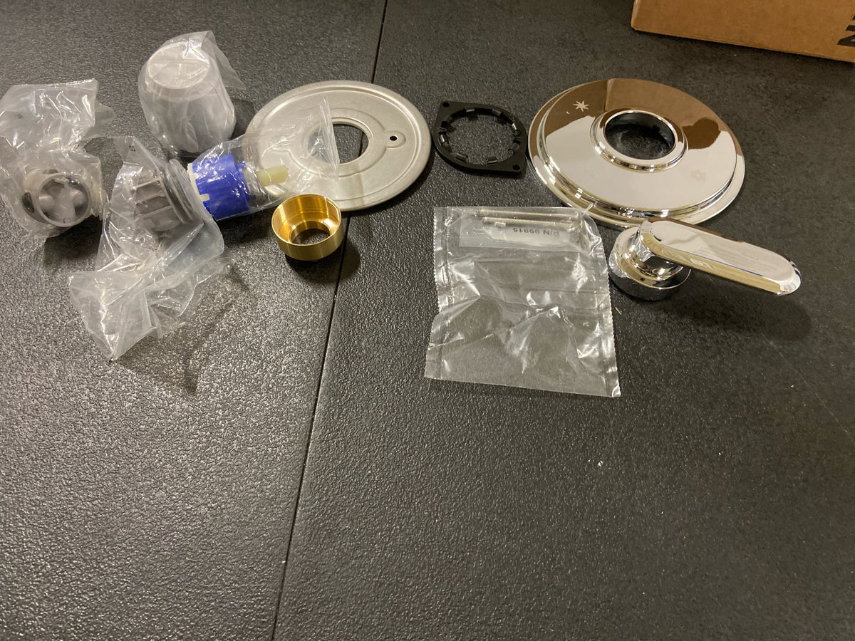 Moen Greenfield Chrome M-CORE 3 Series Tub Trim, Shower Lever Handle, Valve Required, UT33321