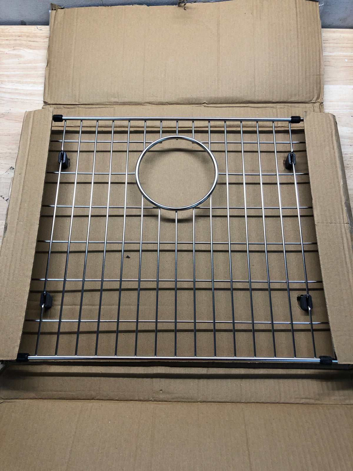 Elkay LKOBG1519SS Elkay LKOBG1519SS Quartz Luxe 18-3/8" L x 14-3/8" W Stainless Steel Basin Rack with Rubber Feet