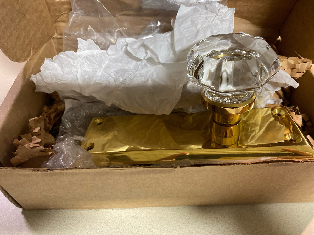 Nostalgic Warehouse 733128 Waldorf Lead Crystal Privacy Door Knob Set with Solid Brass New York Rose and 2-3/8" Backset - Polished Brass