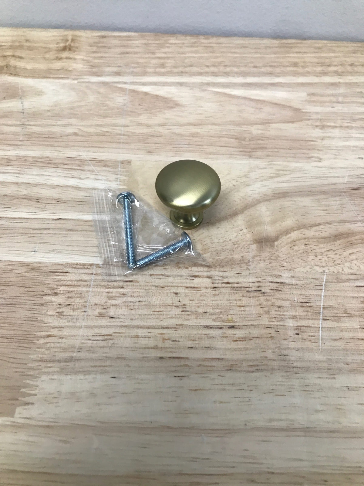 Amerock | Cabinet Knob | Golden Champagne | 1-1/4 in (32 mm) Diameter Drawer Knob | Edona | Kitchen and Bathroom Cabinet Hardware | Furniture Hardware