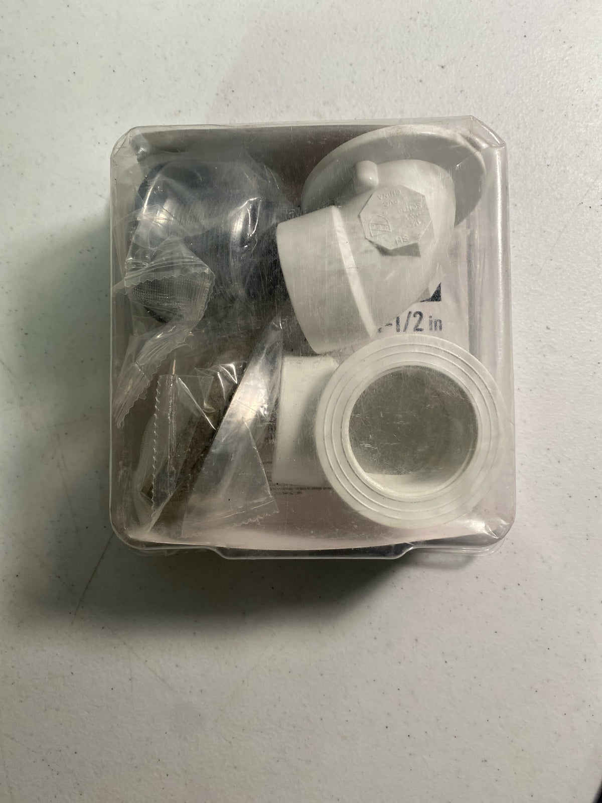 Everbilt SH-7103-PV-02-02-1 Twist and Close 1-1/2 in. Schedule 40 White PVC Bath Waste and Overflow Drain Plumbers Kit in Chrome