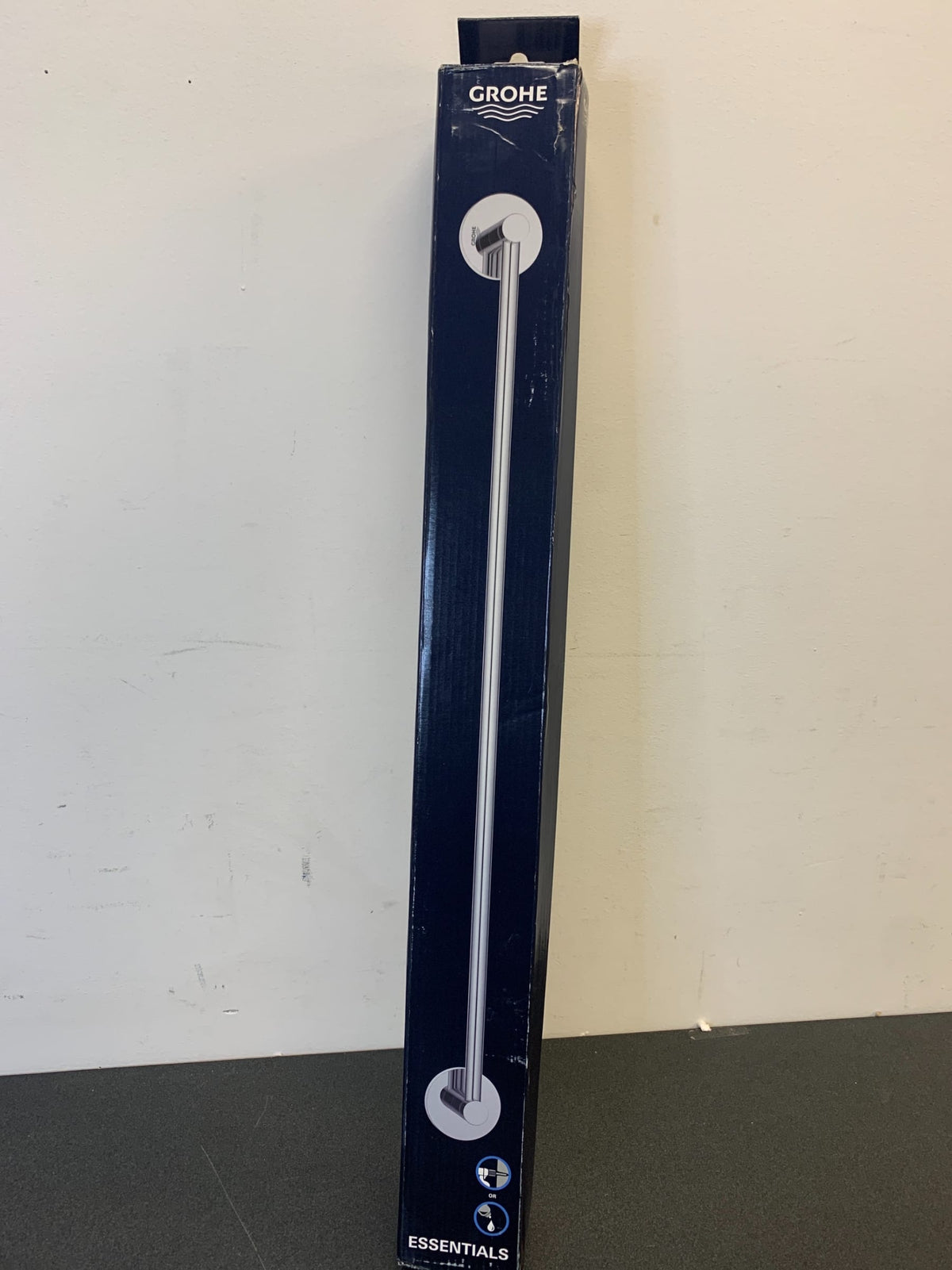 Grohe 40366001 Essentials 24" Towel Bar - Starlight Chrome