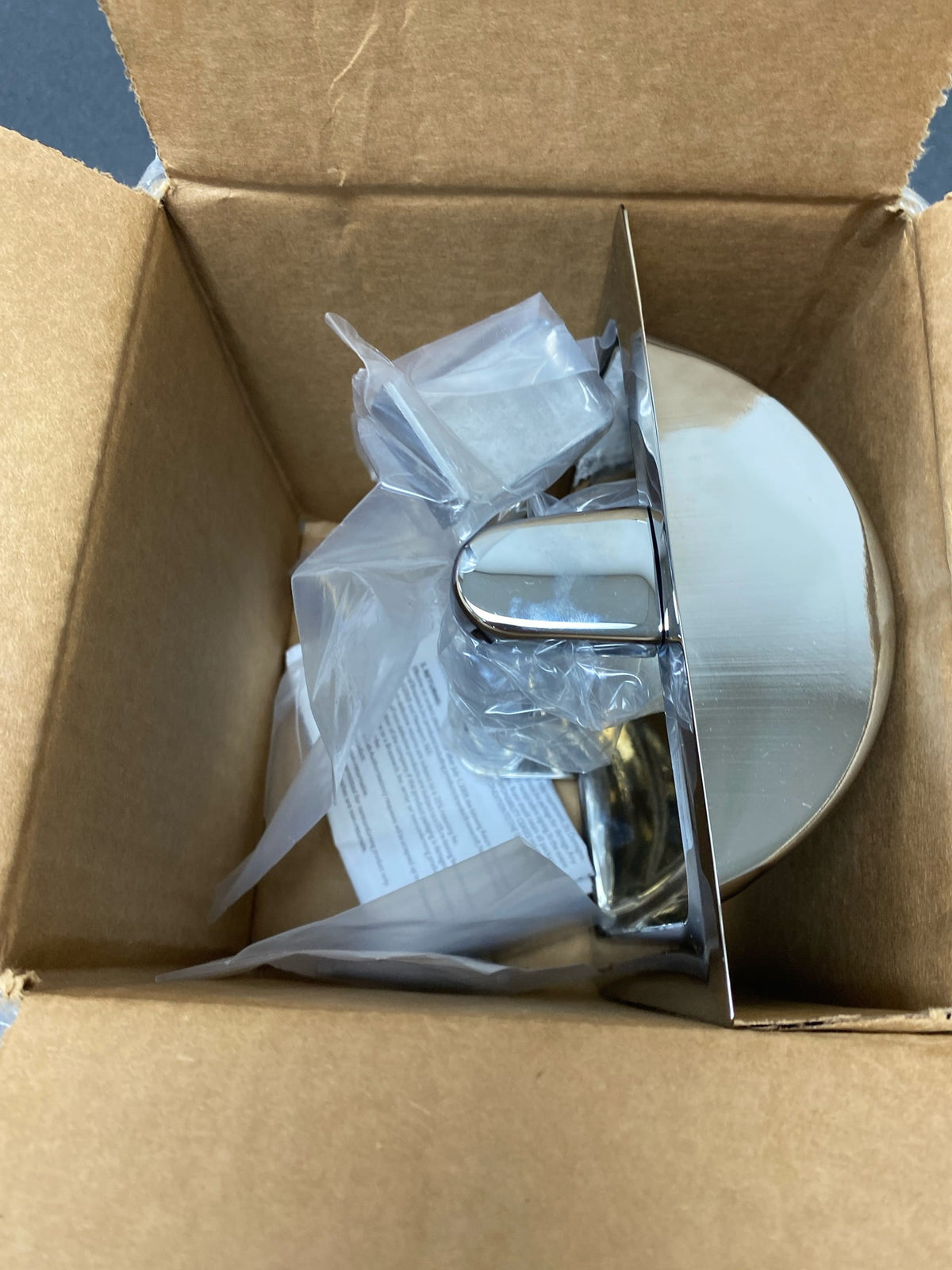 Newport Brass 10-89/26 Annabella Recessed Tissue Holder - Polished Chrome