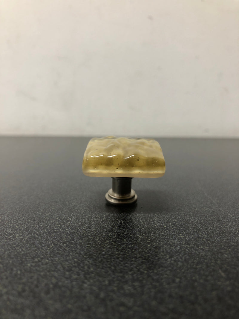 Sietto K-222-SN Glacier 1-1/4 Inch Square Cabinet Knob - Satin Nickel