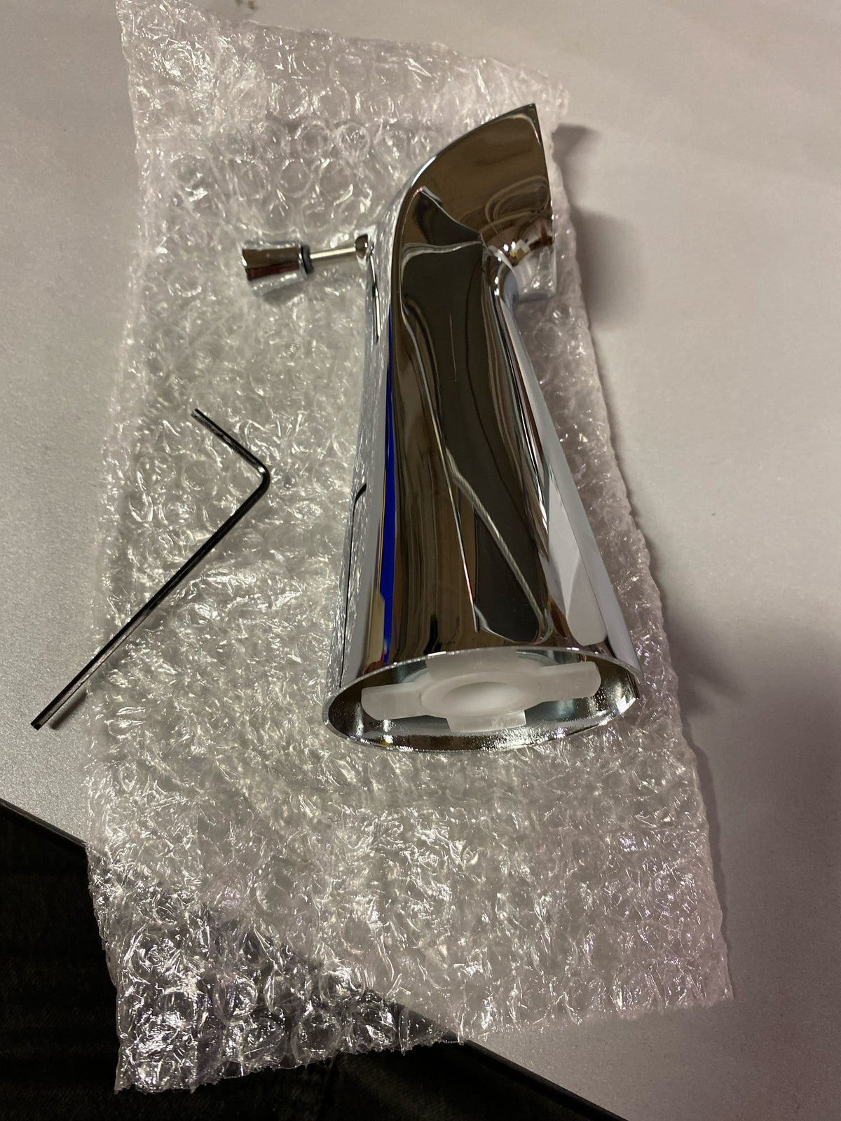 Pfister 920-186A Weller Integrated Diverter Tub Spout - Polished Chrome