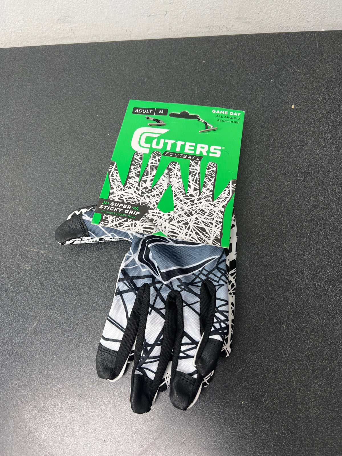 Cutters game day football receiver glove with silicone grip one pair, adult medium, black