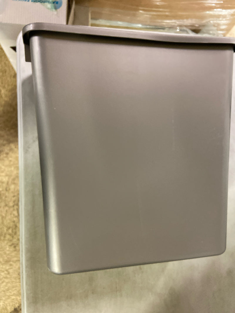 Rev-A-Shelf Rv-20-52 Classic 20 Quart / 5 Gallon Replacement Bin For Pull Out Trash Can