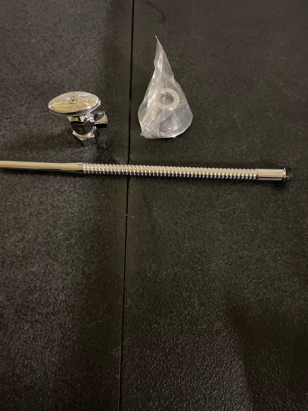 Monogram Brass MB138993 Chrome Decorative Flex Riser Supply Kit