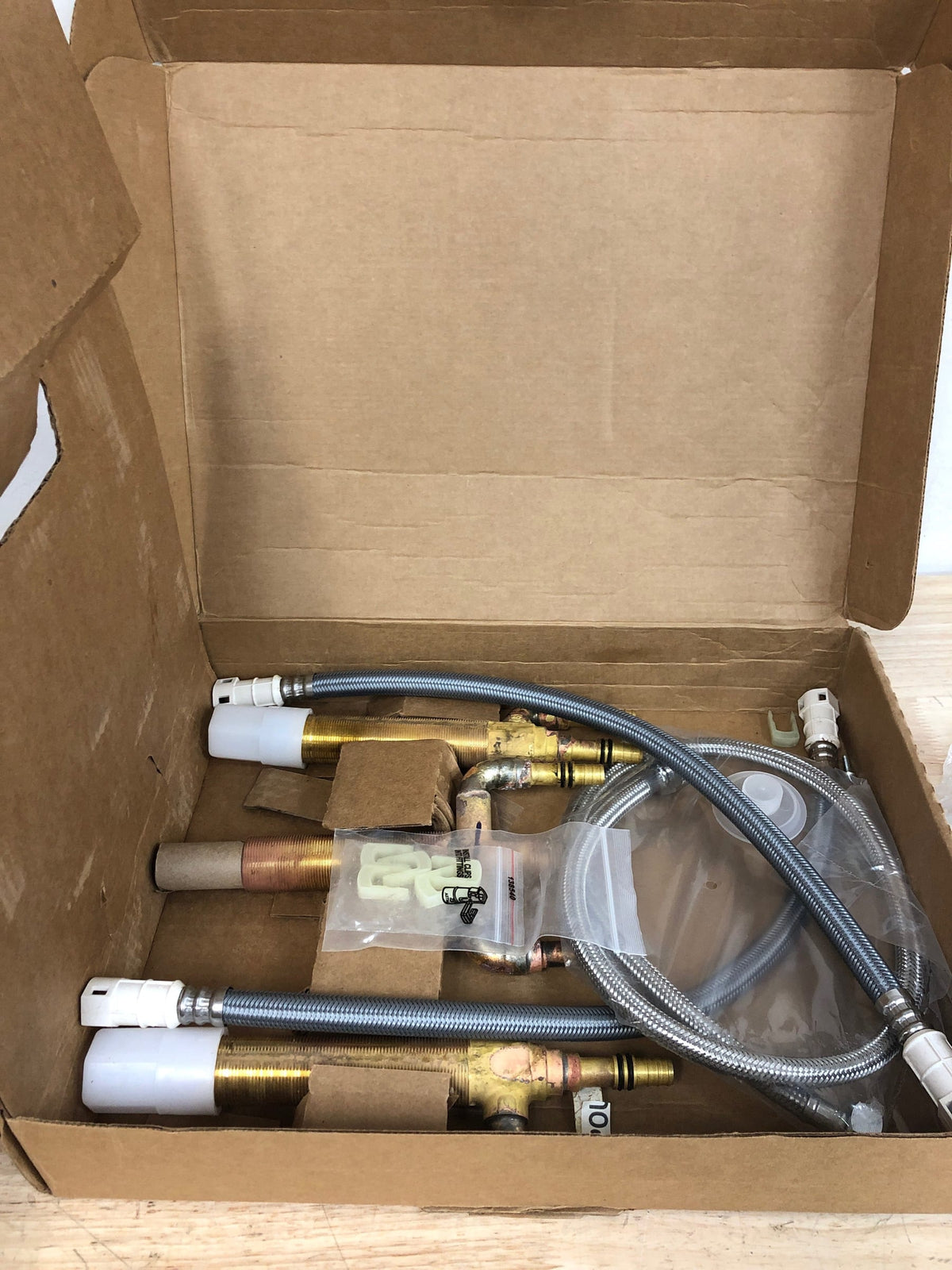 Moen Roman Tub With Diverter 10" - 24" Center 1/2" Cpvc Crimp Ring Pex Connection