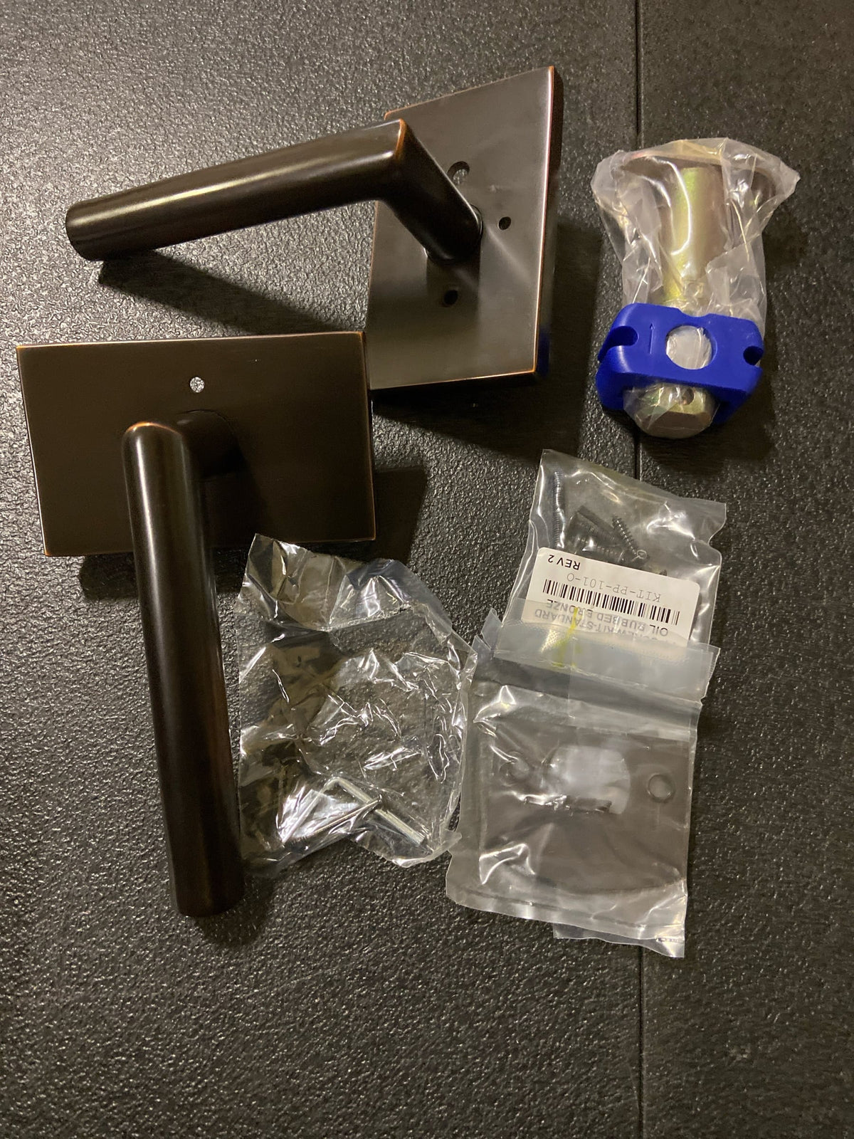 EMTEK Modern Rectangular Rosette Privacy Set with Matching Finish Stuttgart Lever - Choice of Left/Right Handing and 7 Finishes - 5212STURHUS10B - Right Handed (RH) - Oil Rubbed Bronze (US10B)