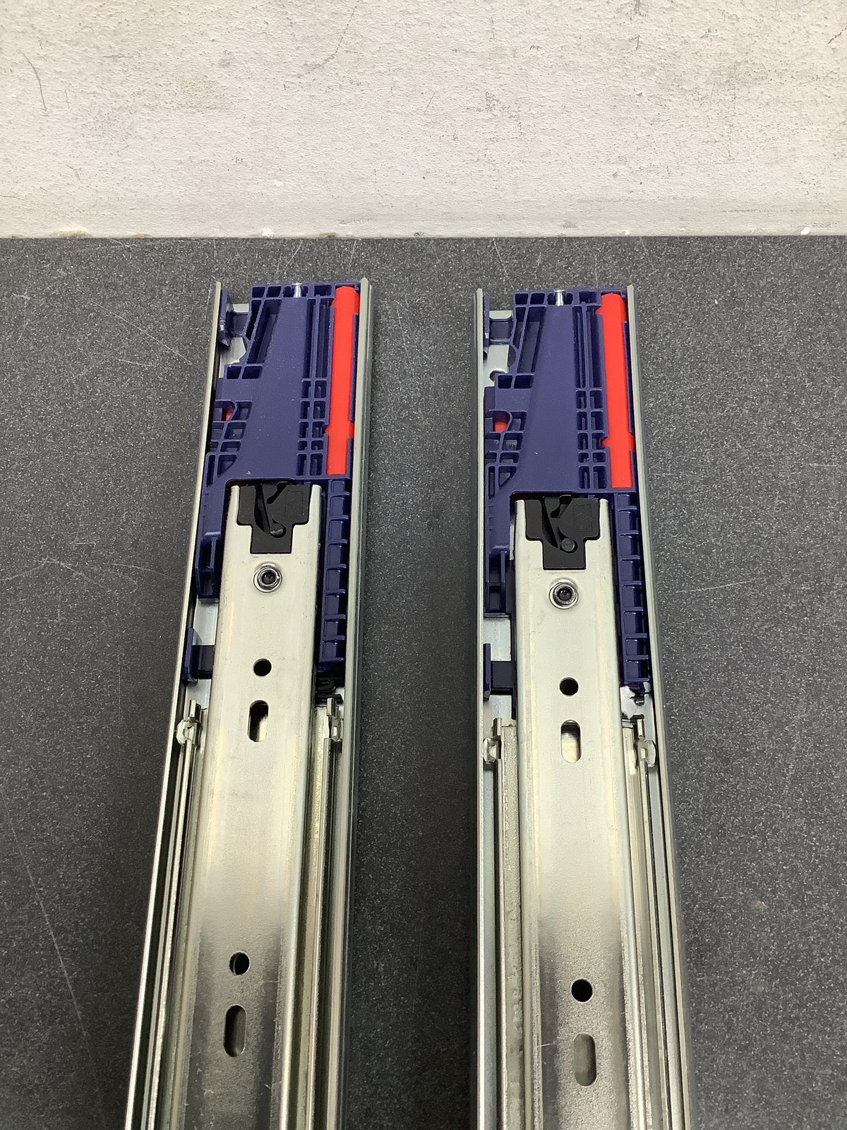 Knape and Vogt KV8450FMB26 8450FM Pair of 26" Soft Close Full Extension Side Mount Ball Bearing Drawer Slide with 100 Lbs. Weight Capacity - Anochrome