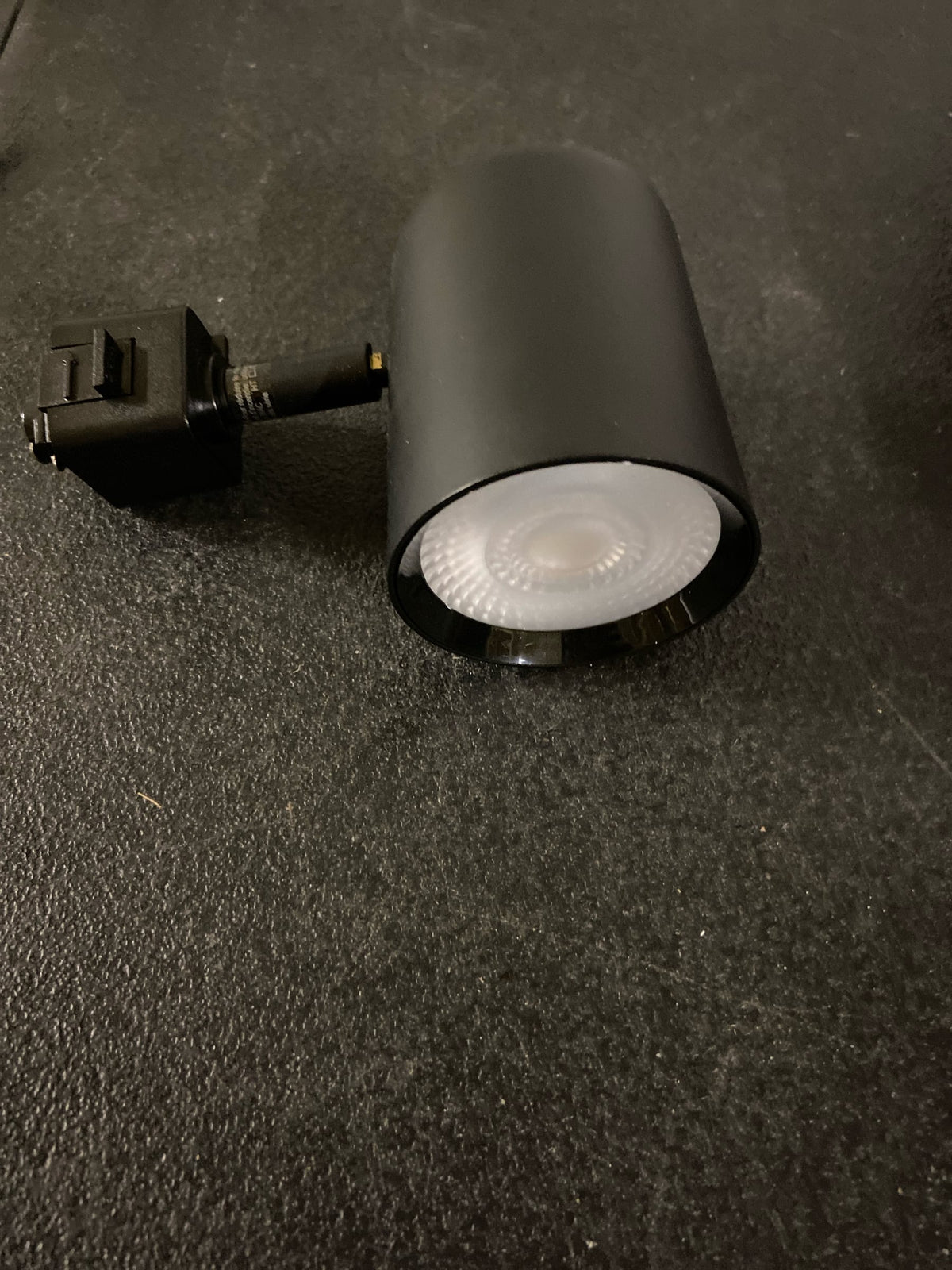 WAC Lighting H-8020-CS-BK Charge H-Track 5" Tall 2700K - 5000K LED Track Head - Black