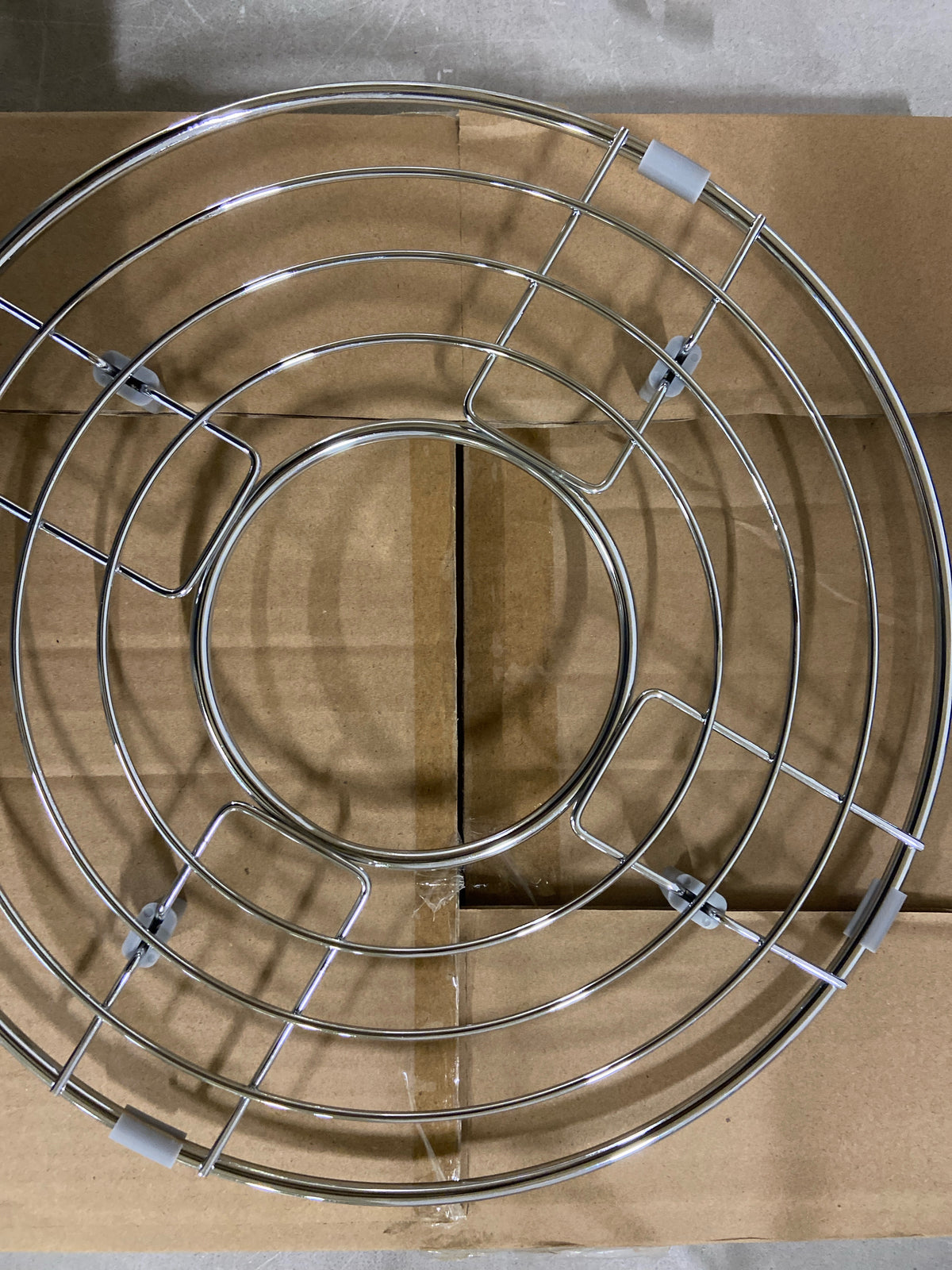 Signature Hardware SHG13R Grid for 16" Calverton Stainless Steel Round sink - Stainless Steel