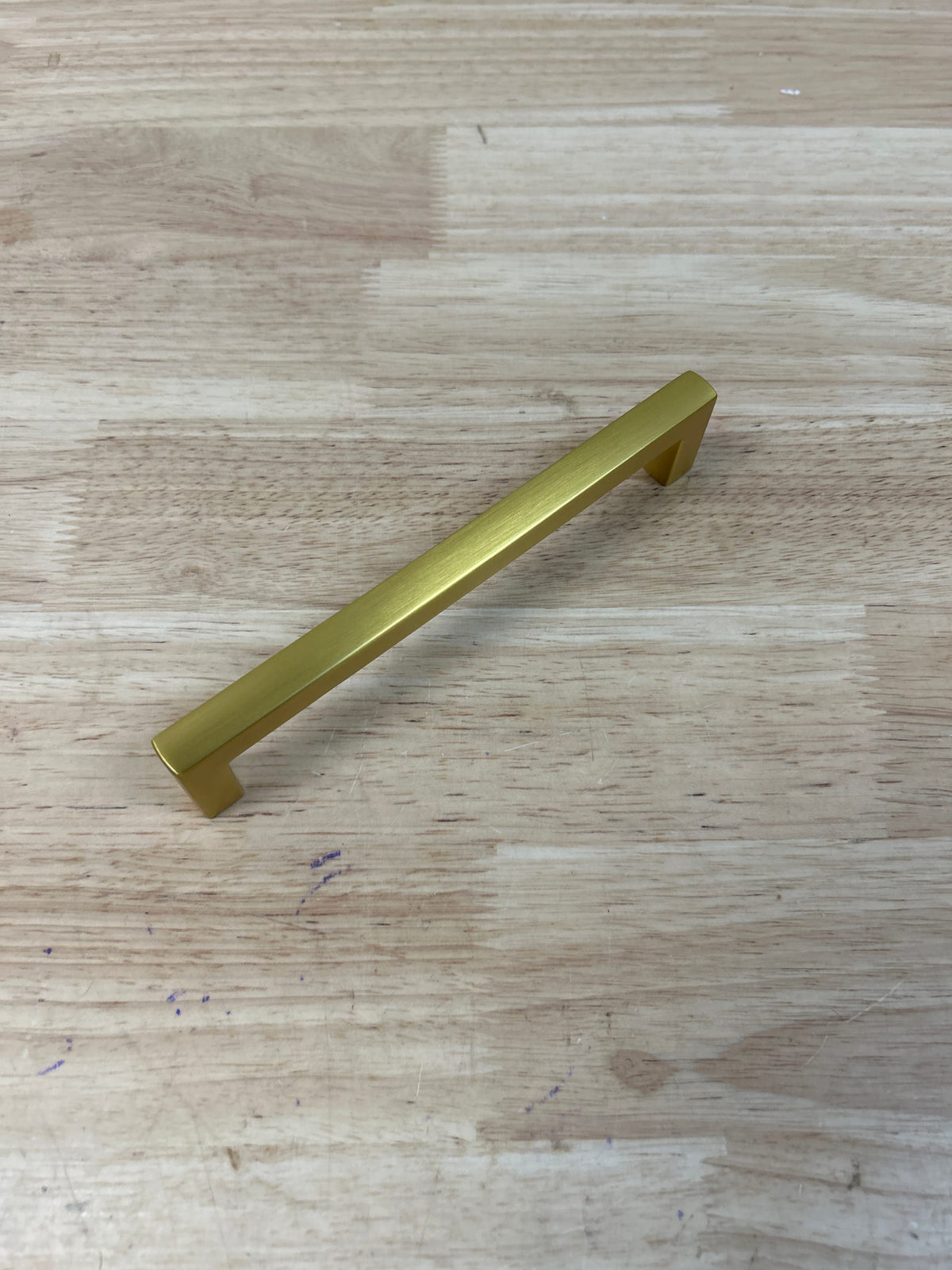 Belwith Keeler: B077990BGB - Pull, 160mm C/C
