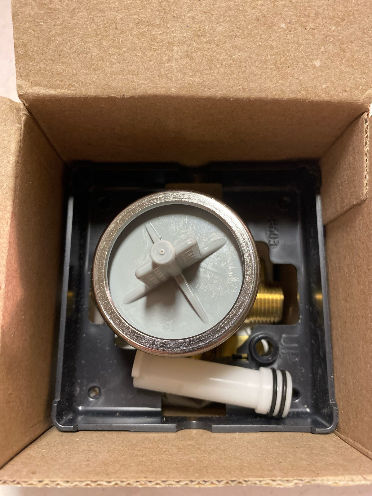 Delta Universal Mixing Rough-In Valve with 1/2" NPT Male thread with 1/2" C.W.T Female Sweat - Box Model
