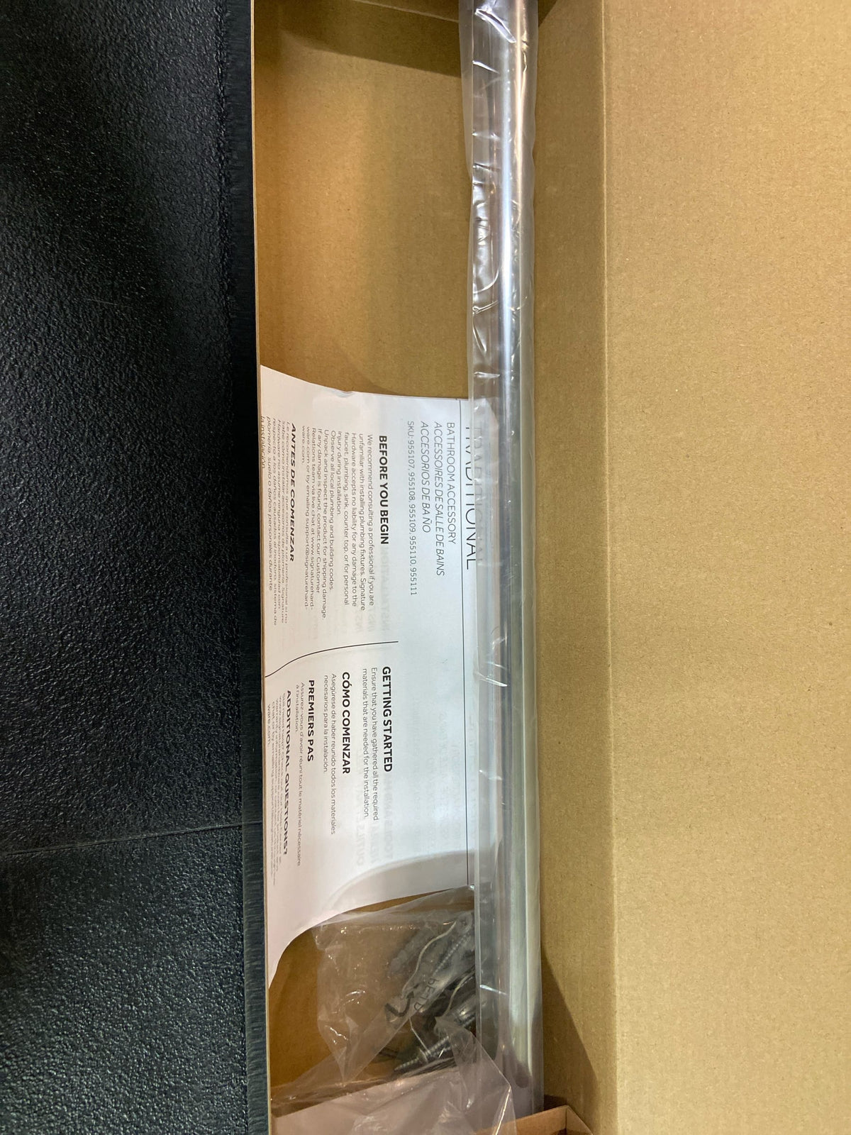 Signature Hardware 498191 Traditional 27-1/8" Towel Bar - Chrome