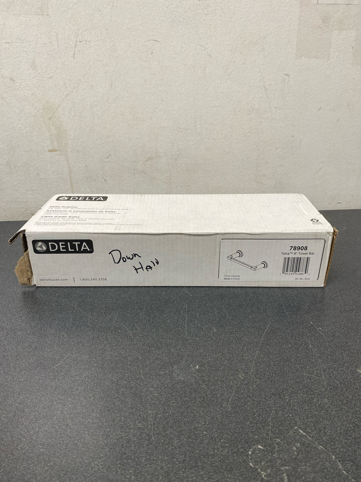 Delta 78908 Tetra 8" Towel Bar - Chrome