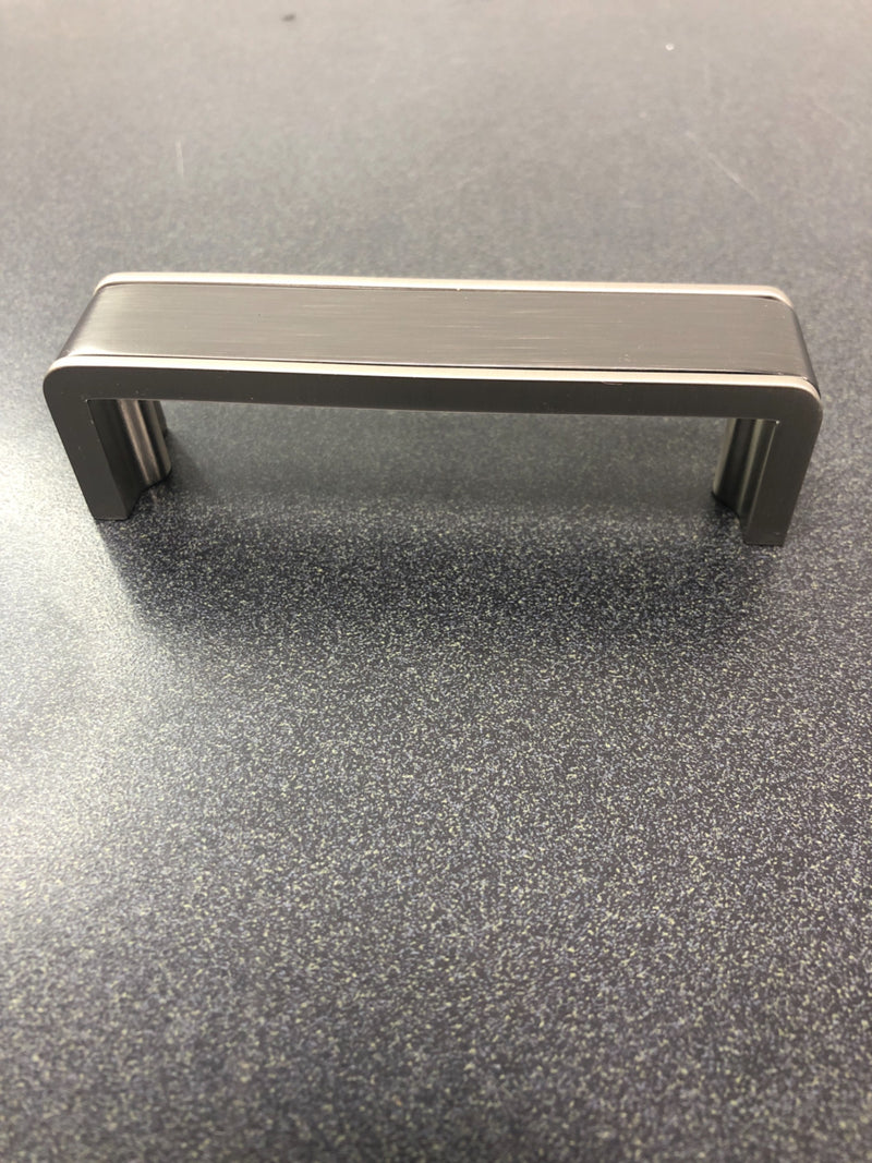 Sietto P-2000-4-G-SN Fusion 4 Inch Center to Center Handle Cabinet Pull - Gunmetal / Satin Nickel