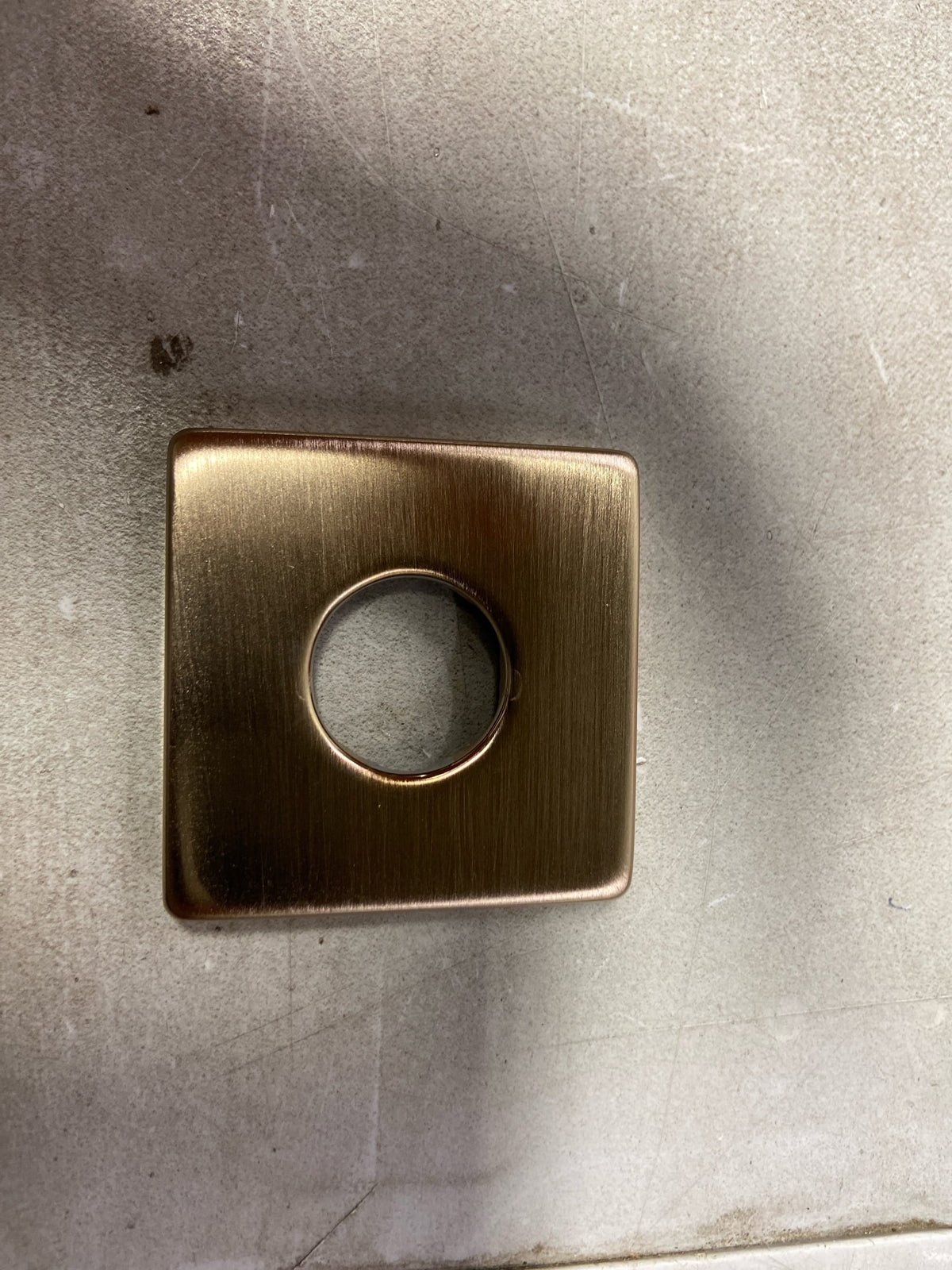 Delta Faucet RP51034CZ Flange - Shower, Champagne Bronze, 3.000"L x 2.500"W x 1.900"H