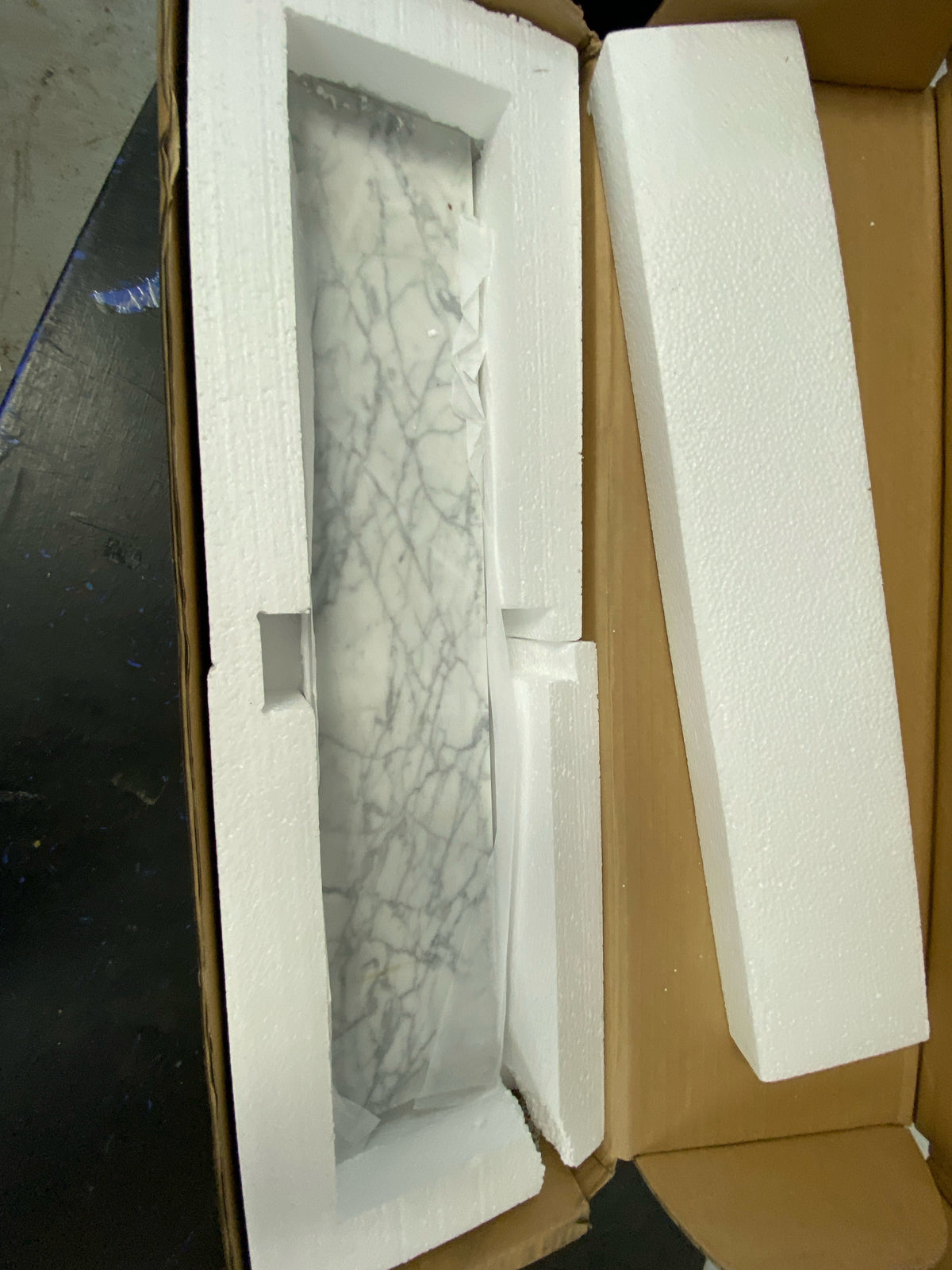 Avanity SUT22CW-SS 22" L x 3-7/8" H Marble Sidesplash - Carrara White