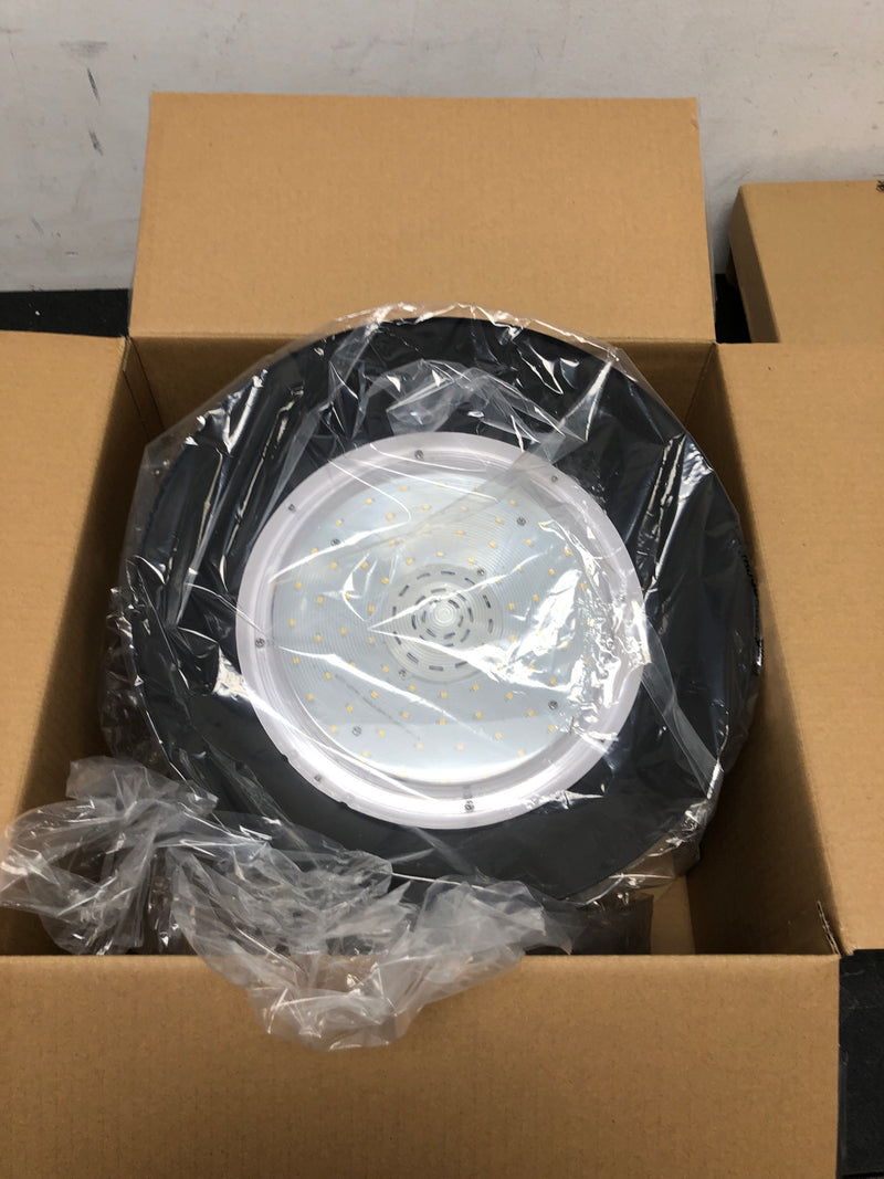 Commercial electric 73700/V1/HD 350-Watt Equivalent Integrated LED Bronze Dusk to Dawn Photocell Wall or Post Mount Outdoor Barn Area Light, 5000K