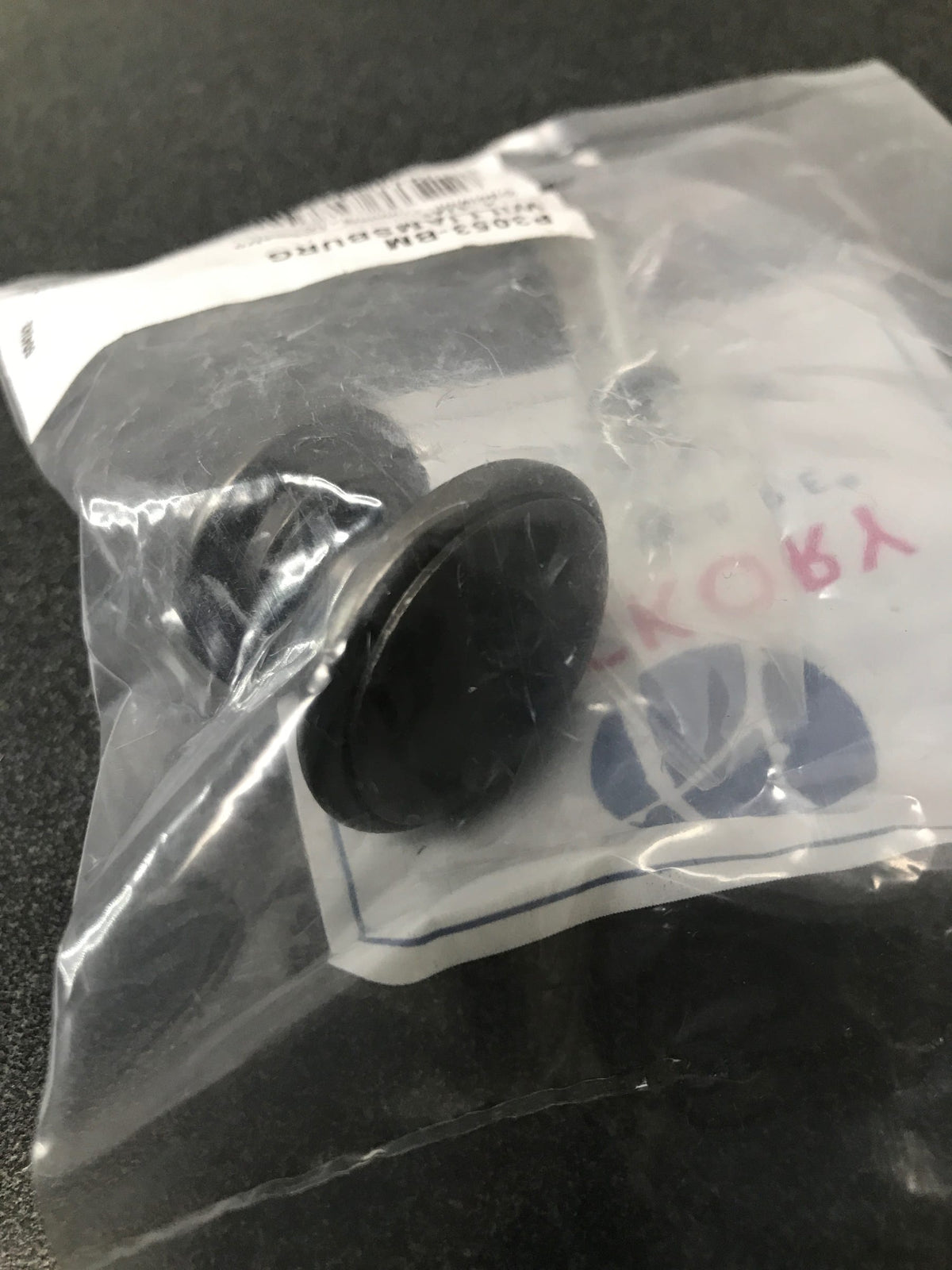 Hickory Hardware P3053-BM Williamsburg 1-1/4" Rustic Vintage Mushroom Cabinet Knob - Black Mist