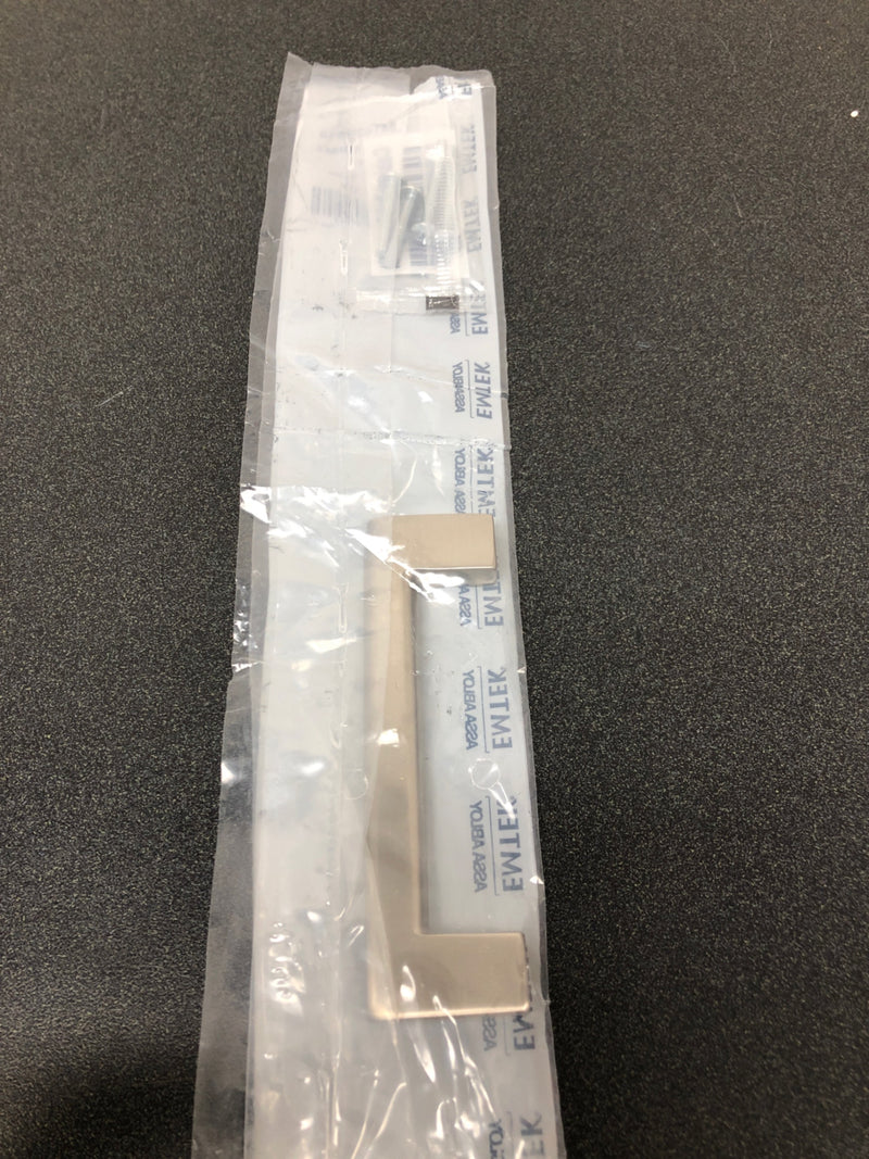 Emtek 86163US15 Trail 4 Inch Center to Center Handle Cabinet Pull - Satin Nickel