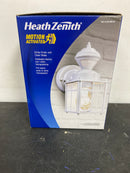 Heath zenith HZ-4132-MW Bayside Matte White Farmhouse 150-Degree Motion Sensor Outdoor 1-Light Wall Sconce