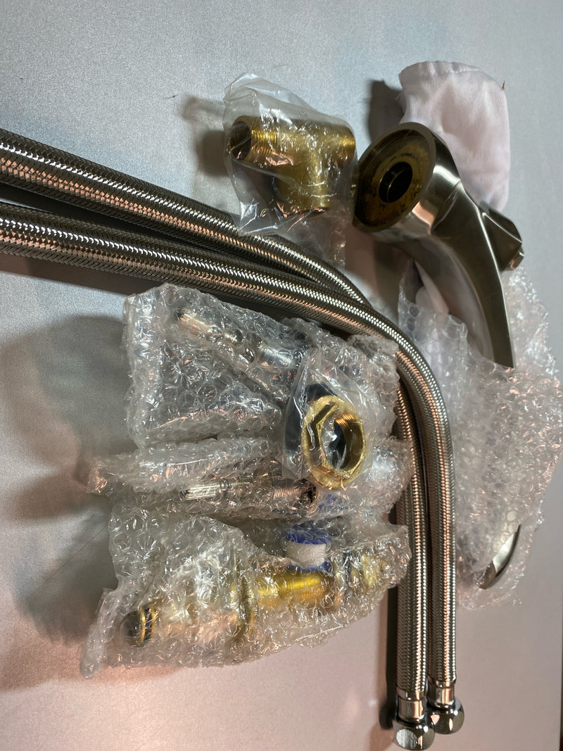 Kingston Brass KS4328BX Metropolitan Deck Mounted Roman Tub Filler - Brushed Nickel