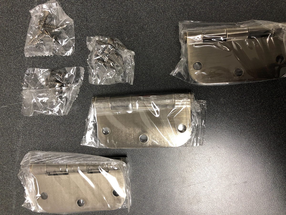 Miseno MDH3503AB 3-1/2 x 3-1/2 Plain Bearing 5/8" Radius Corner Door Hinge - Pack of 3 - Antique Brass