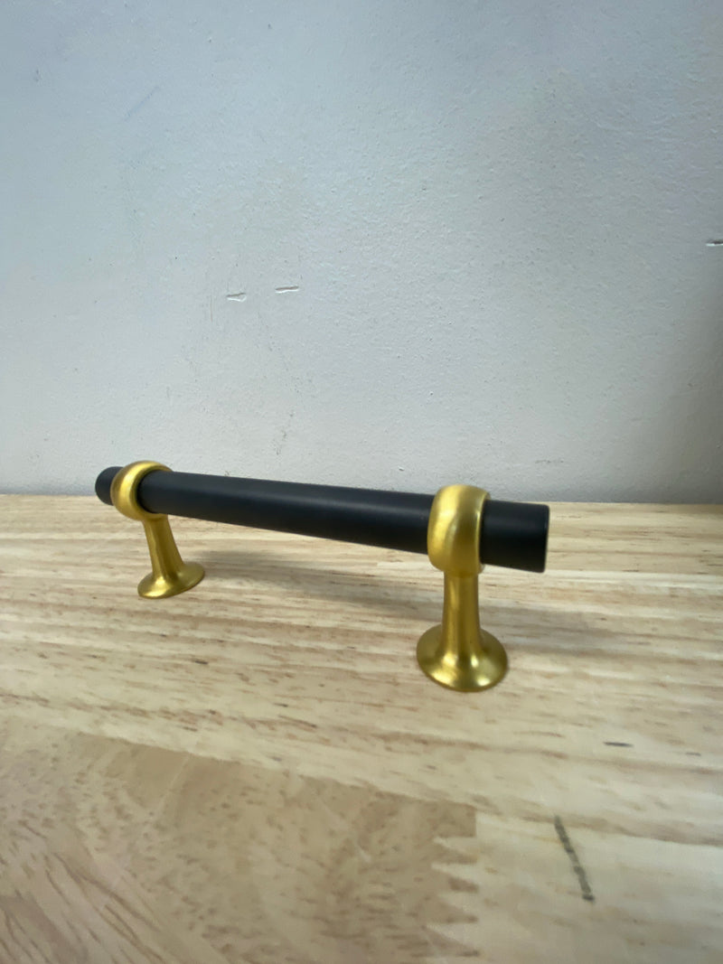 Belwith Keeler B077523-MBBGB Ostia 3-3/4 Inch Center to Center Bar Cabinet Pull - Matte Black and Brushed Golden Brass