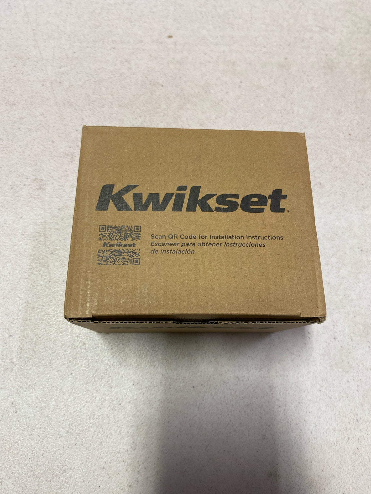 Kwikset Single Cylinder Round Deadbolt SmartKey with RCAL Latch and Dual RCS and 5303 Full Lip Strike K3