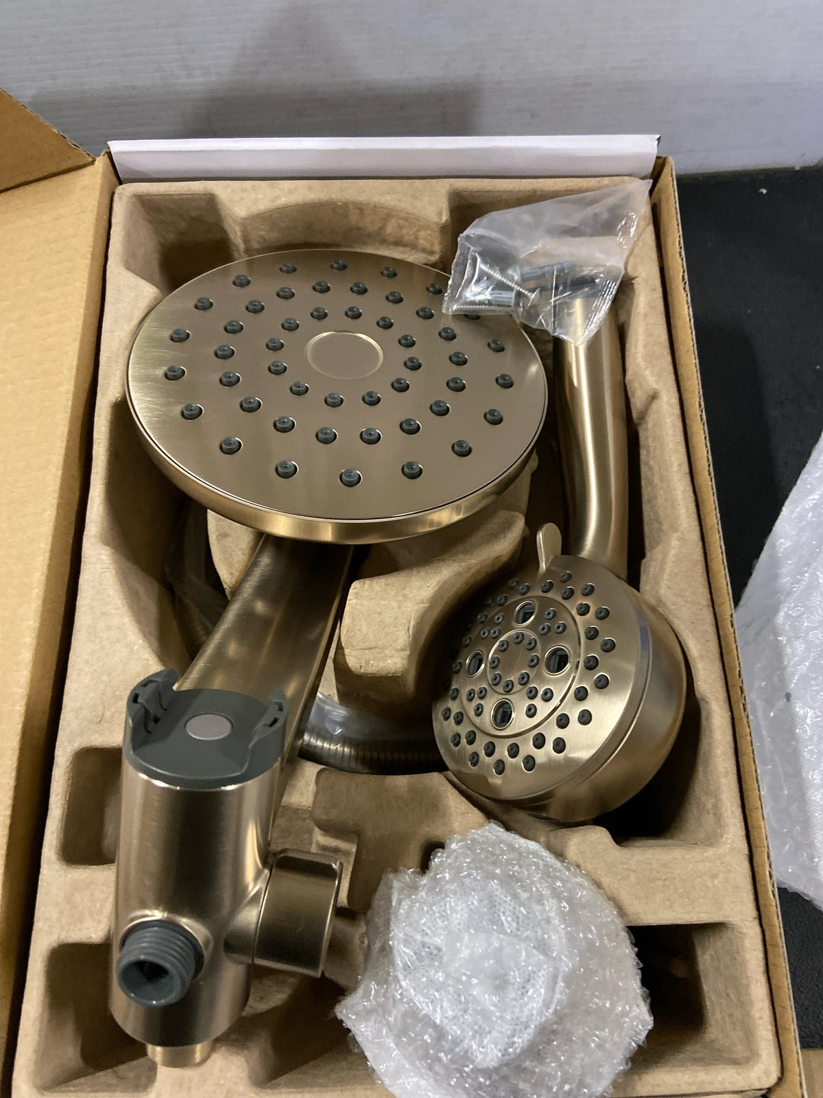 Delta 58600-CZ-PR PivotPro 1.75 GPM 3-in-1 Shower Head and 7 Setting Hand Shower with ProClean Spray, H2Okinetic Spray and Magnetic Docking - Lumicoat Champagne Bronze