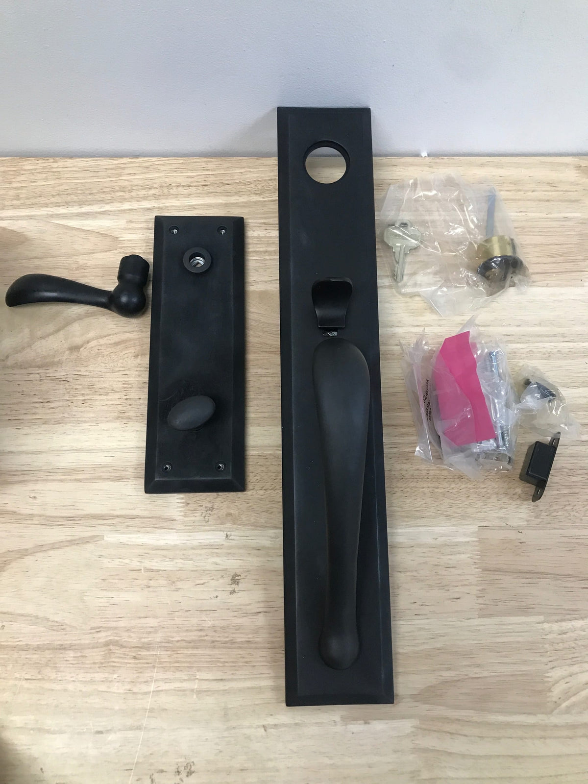 Baldwin 6403190RENT Cody Style Full Escutcheon Single Cylinder Right Handed Handleset with Wave Style Interior Lever - Satin Black