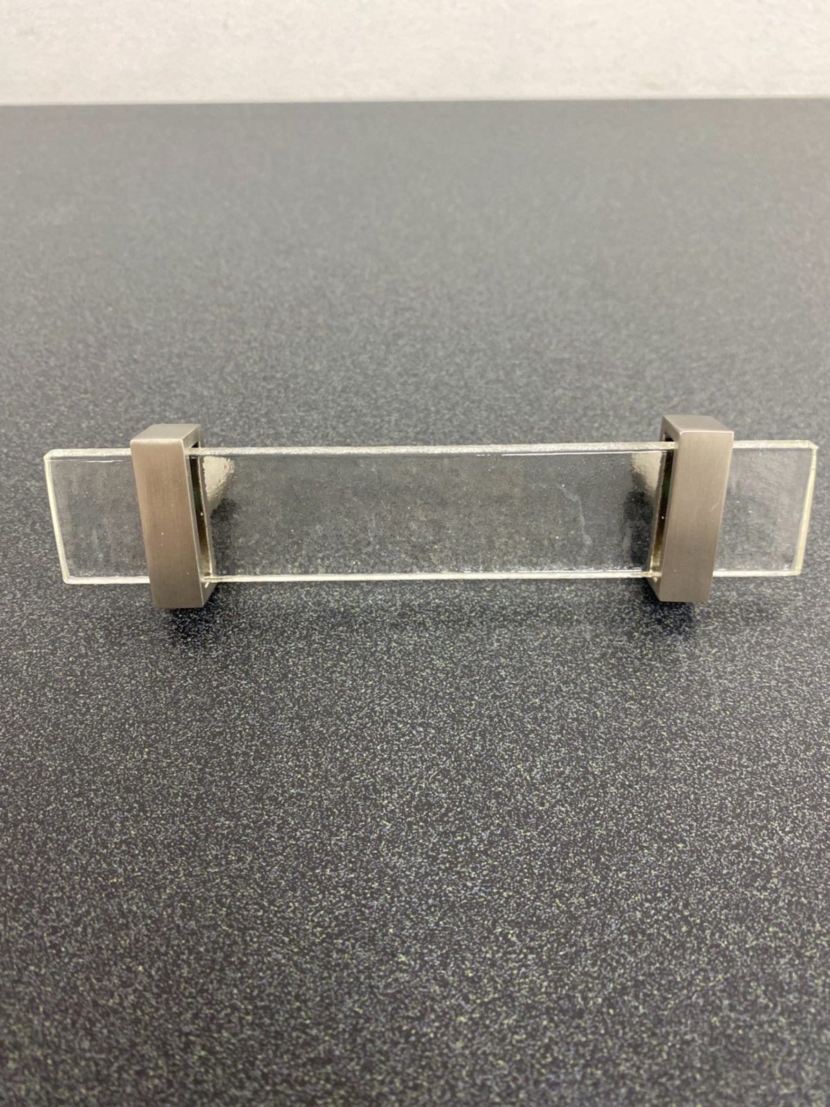 Sietto P-1900-5.5-SN Adjustable Center to Center 5-1/2 Inch Long Handle Cabinet Pull with Clear Glass - Satin Nickel