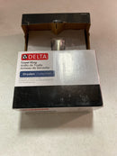 Delta Dryden Towel Ring