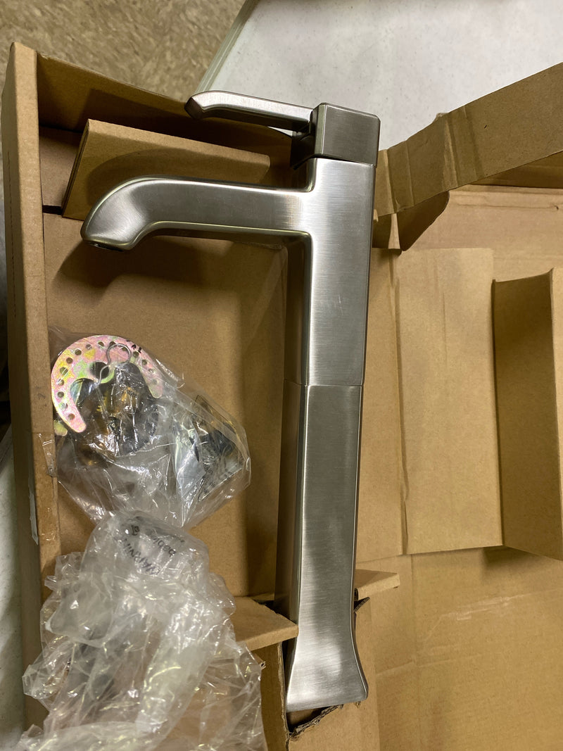 Pfister, LG40-FE0K, Park Avenue 1.2 GPM Single Hole Bathroom Faucet, Brushed Nickel